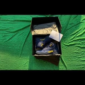 JORDAN 12 MICHIGAN